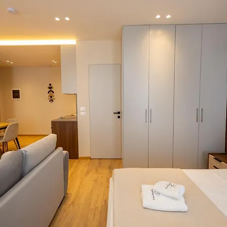 Infinity Apartamento Tirana