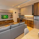 Infinity Apartamento Tirana