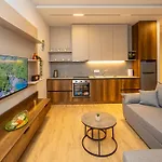 Infinity Apartamento Tirana