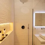 Infinity Apartamento Tirana